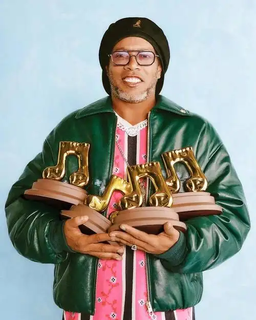 色金融债券 色金融债券