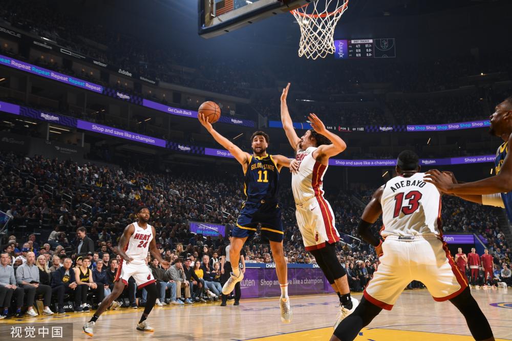 合影等简短 合影等简短